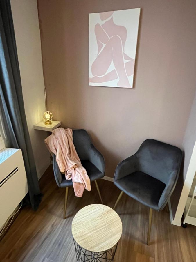 Aux Demoiselles D'Avignon Apartment Exterior photo