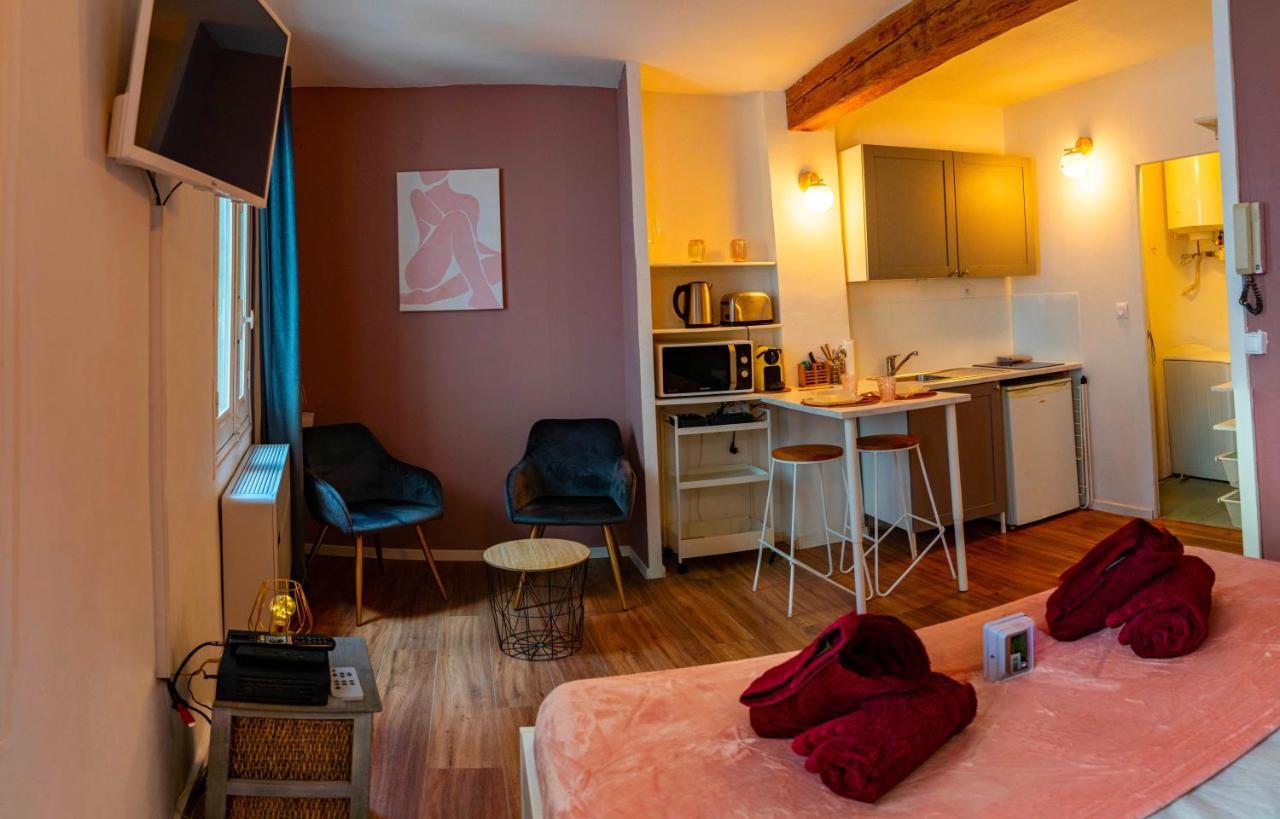 Aux Demoiselles D'Avignon Apartment Exterior photo