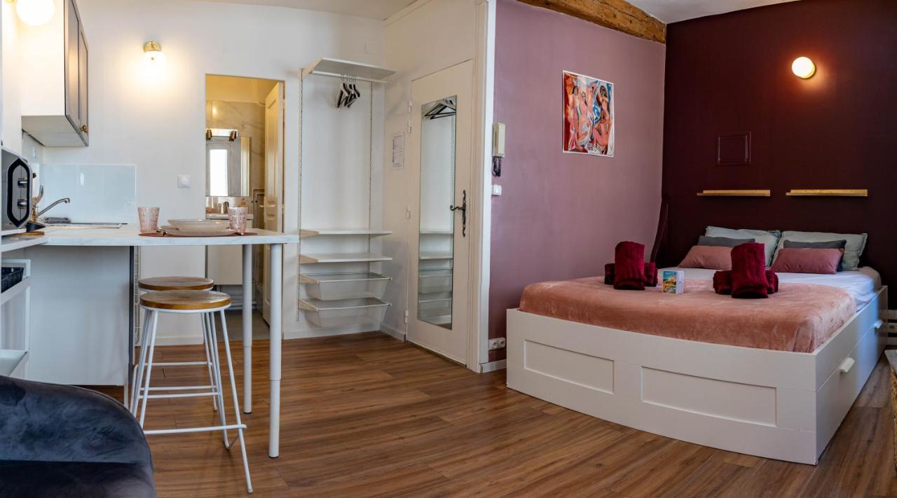 Aux Demoiselles D'Avignon Apartment Exterior photo